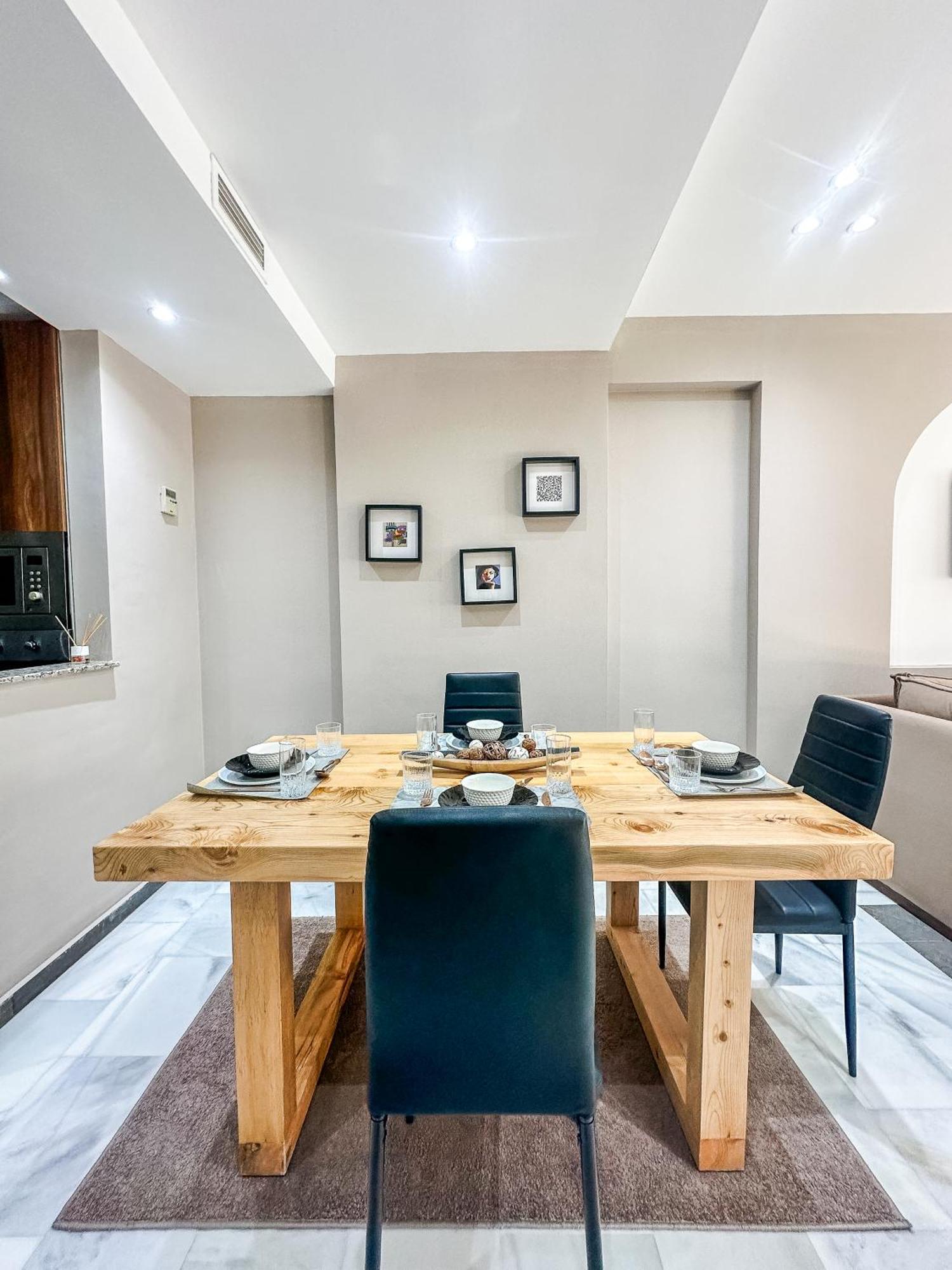 Apartment Modern 2br With Pool Near The *
